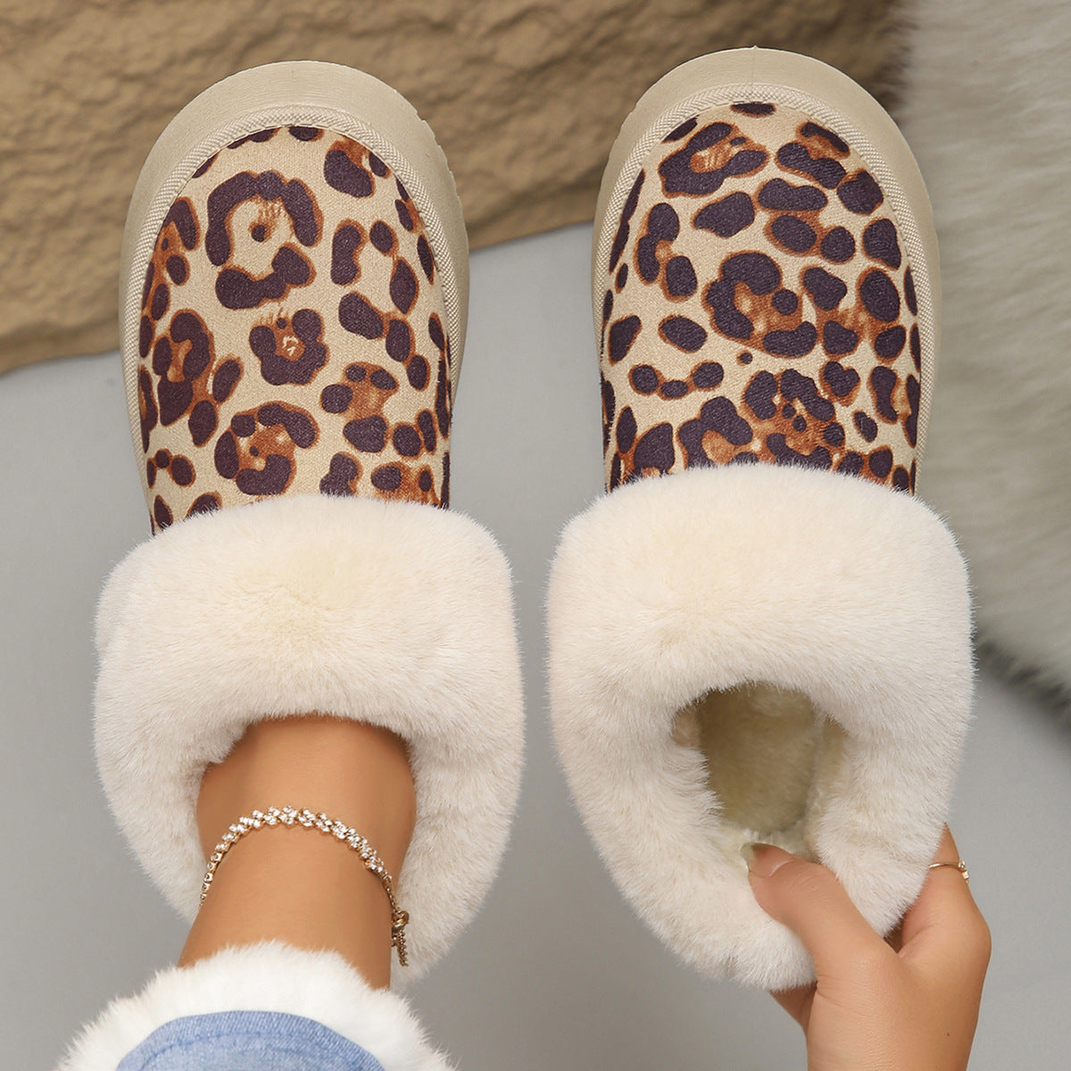 New Stylish And Chic Leopard-print French-style Velvet-lined Warm Thick-soled Cotton Shoes
