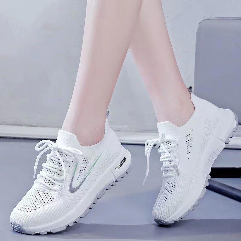 Versatile Flyknit Mesh Casual Sneakers Running Shoes For Students